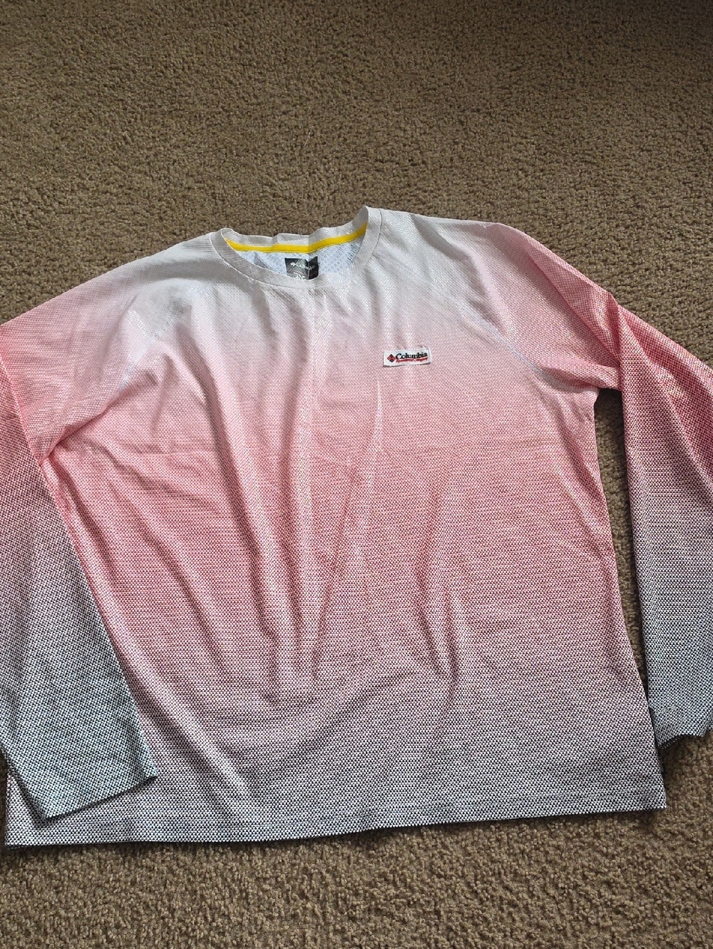 Columbia Disney OMNI Shade Mens Shirt - Picture 2 of 5